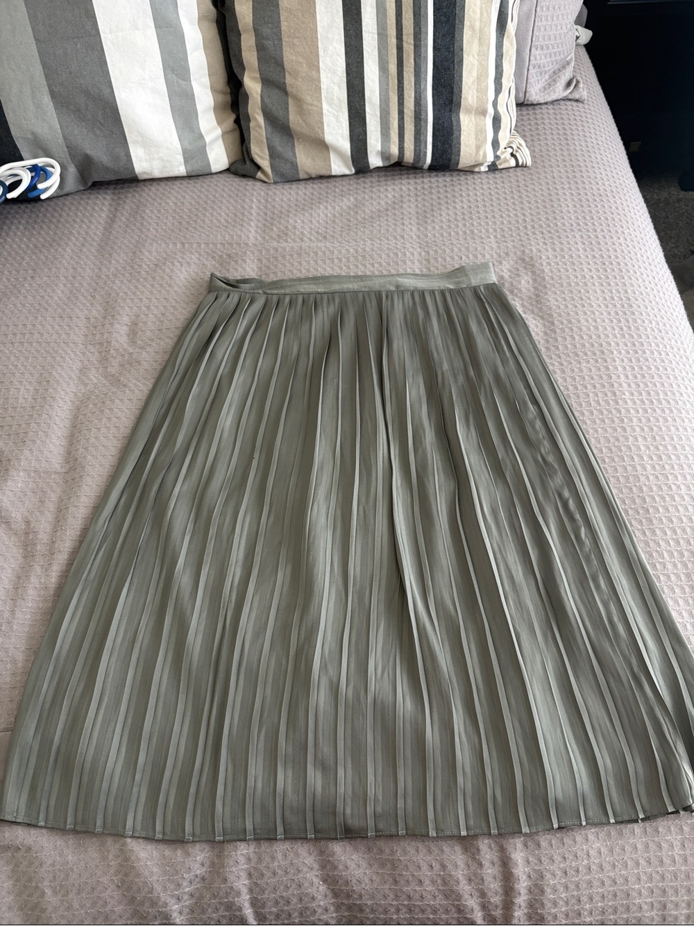 Banana Republic Olive Pleated Midi Skirt